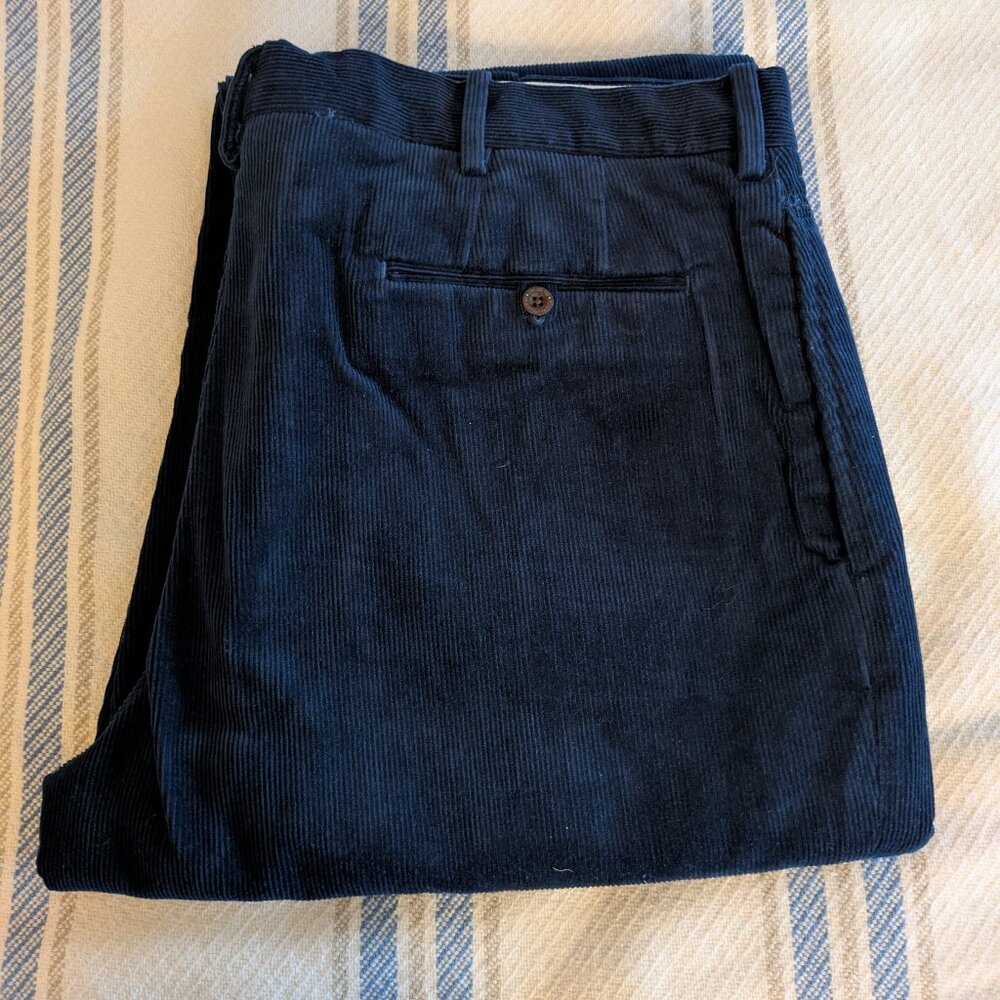 Polo by Ralph Lauren Men's Navy Corduroy Relaxed Fit Pants. Size: 40/32.